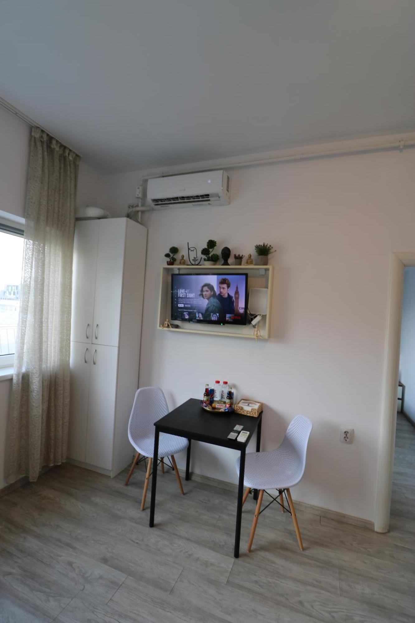 Cozy Deluxe Apartment - Old Town - Free Minibar Bucareste Exterior foto